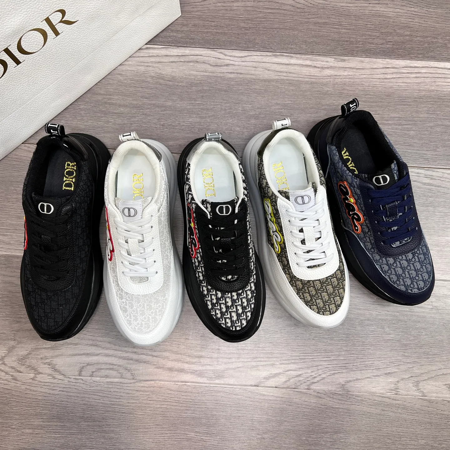 Factory price: 438💰Dior original quality.~ Unique modern style sneakers. 🏃A must-have casual shoe for trendy men😍😍 Imported cowhide fabric, sheepskin foot pads (refuse to discolor and grind feet) soles: Original soles specially provided by the original factory, French lazy style design ⚠️Fit to the feet, original quality, super comfortable original soles. It’s like shooting the real thing🎬The real thing is better, high-quality sneakers, men’s shoe size: 38-44 (45 and 46 can be customized)